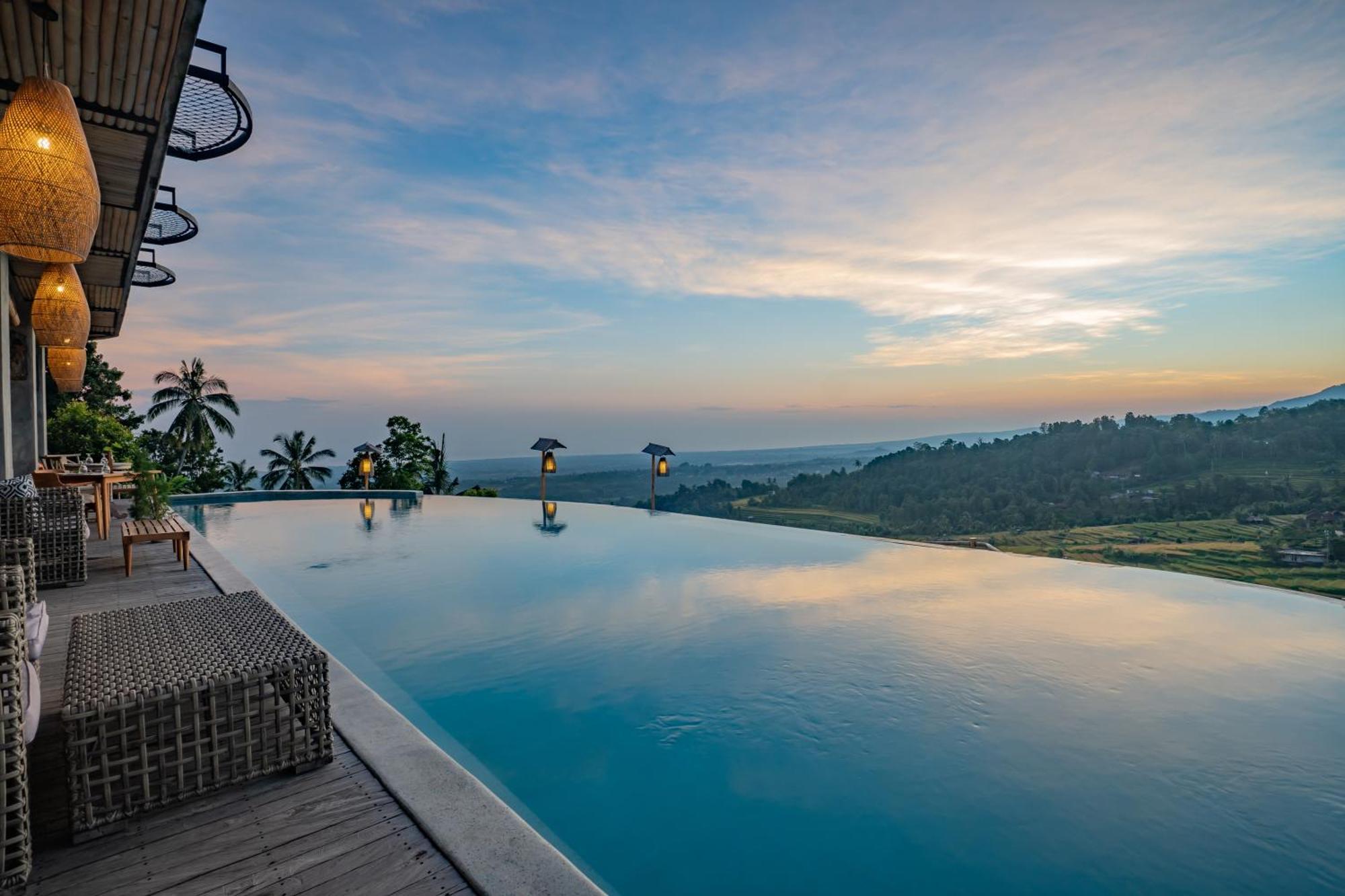 Maha Hills Resort By Mahaprana Experience Lovina  Exterior photo
